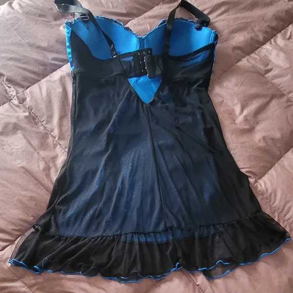 Elegant Blue and Black Women's Chemise - Picture 6 of 15